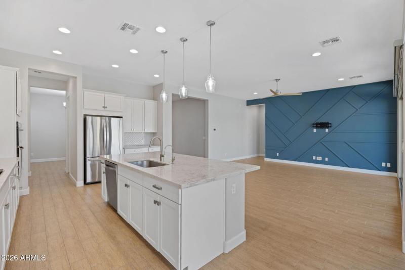 13-web-or-mls-2860-e-pinto-dr