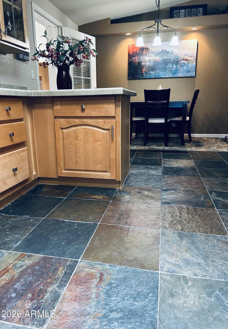 8) 64896-69079f37160ca