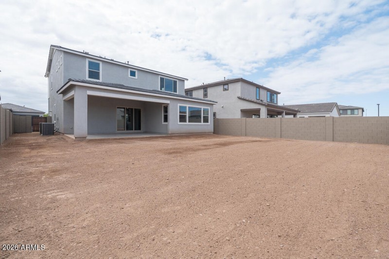 Tri Pointe Waterston Central 274 - Backy