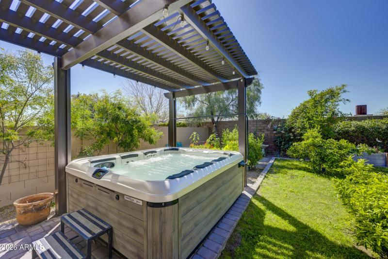 4602 S Flare exteriors-13