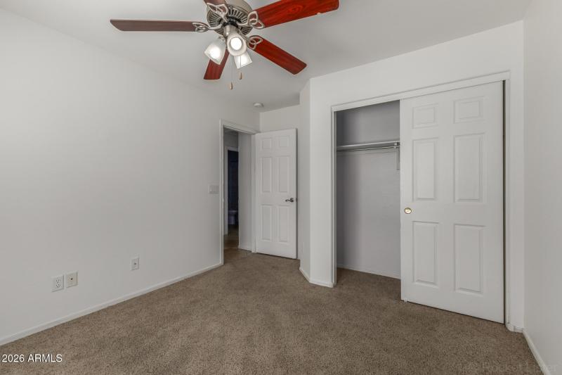 21- 1322 E Harwell Rd, Phoenix 85042