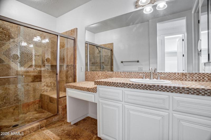 Main bedroom Bathroom