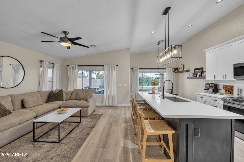 4629 E Gold Poppy Way-12