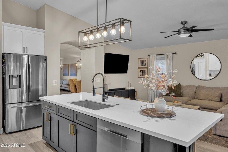 4629 E Gold Poppy Way-16