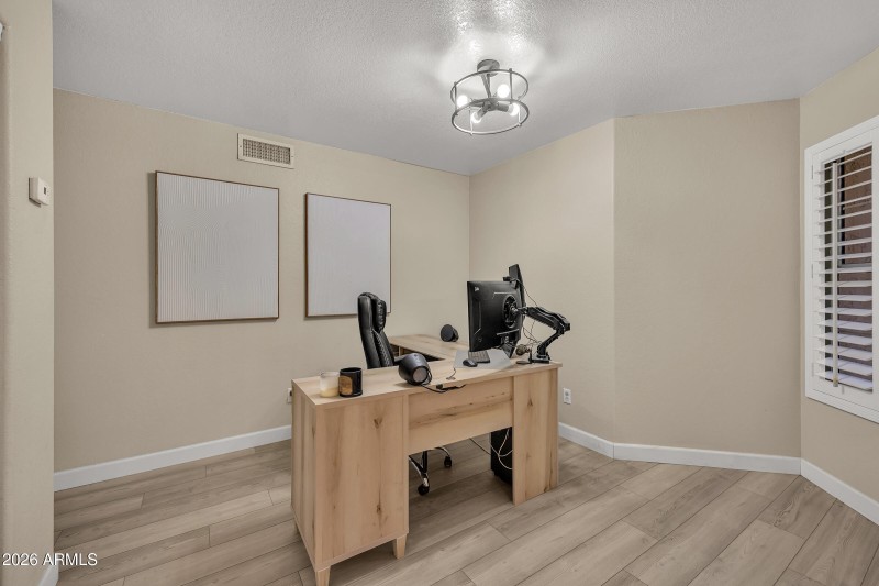 4629 E Gold Poppy Way-23