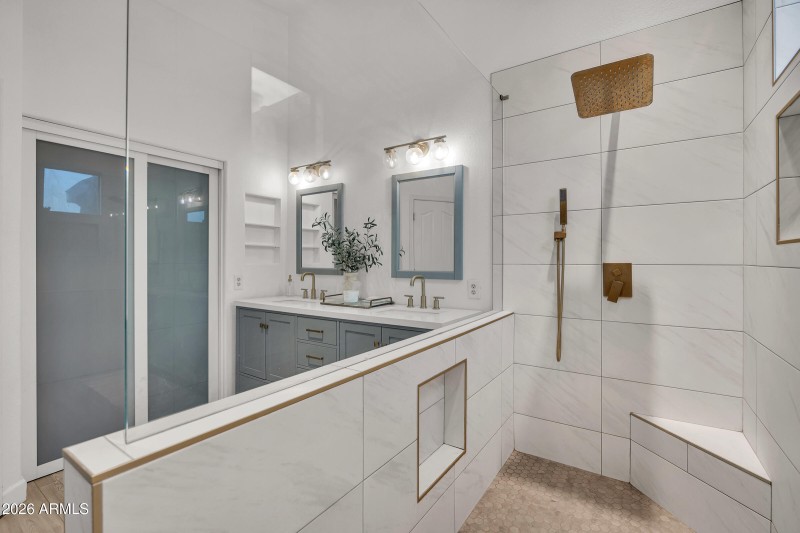 4629 E Gold Poppy Way-31