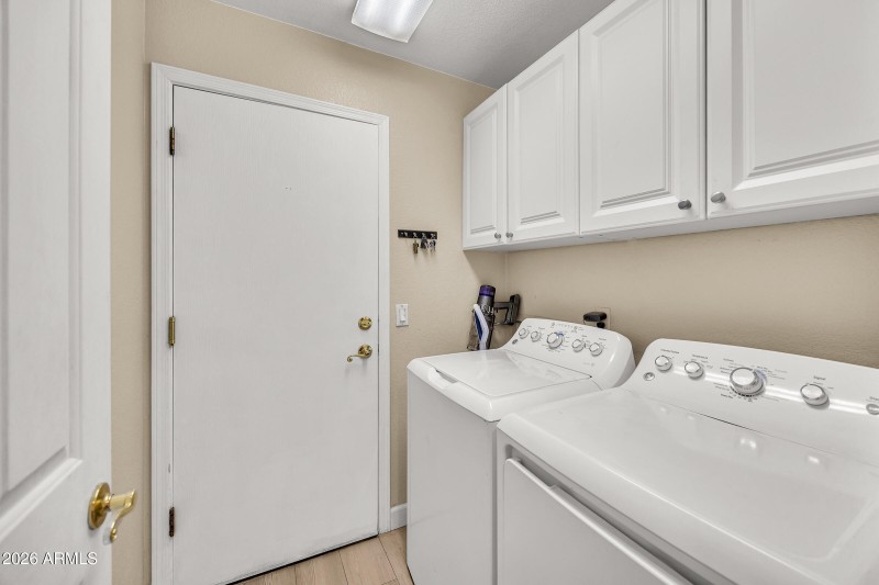 4629 E Gold Poppy Way-33