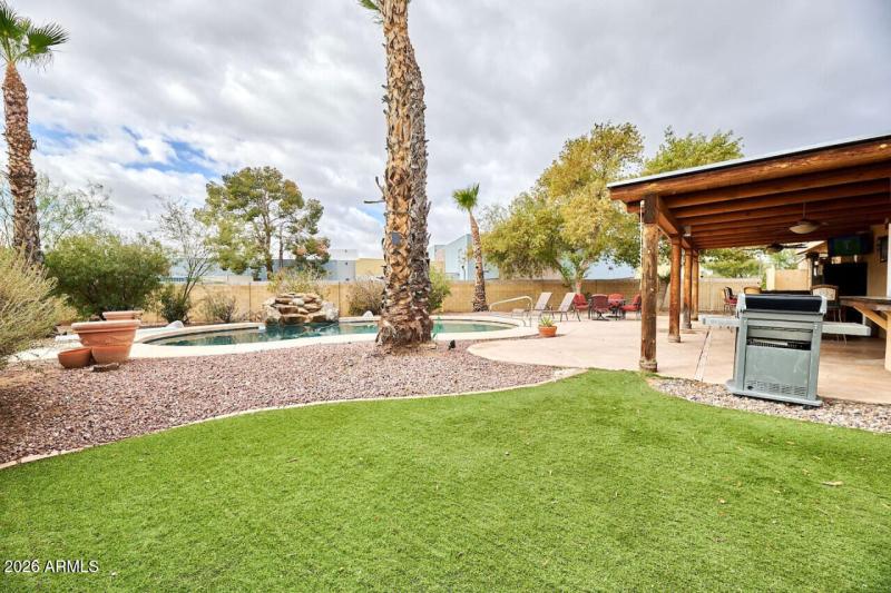 36437-291506-GnChbG0F5RVykXdoO1ynzafJc8X