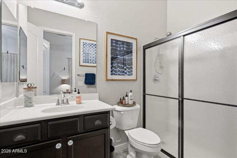 29-2486 E Lindrick Dr_RedHogMedia