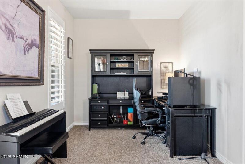 31-2486 E Lindrick Dr_RedHogMedia