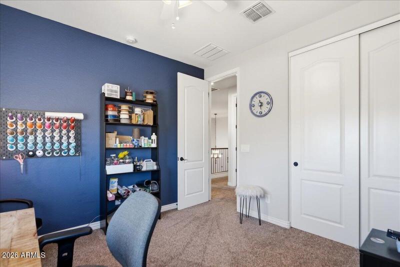 50-2486 E Lindrick Dr_RedHogMedia