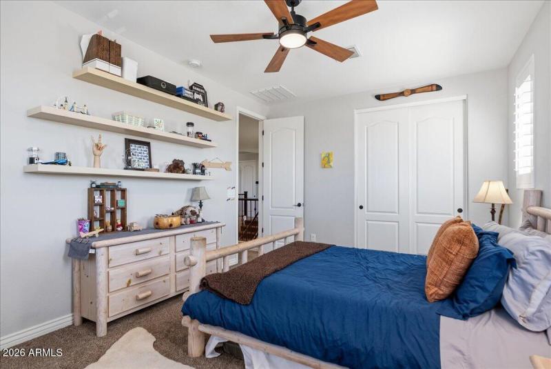 54-2486 E Lindrick Dr_RedHogMedia