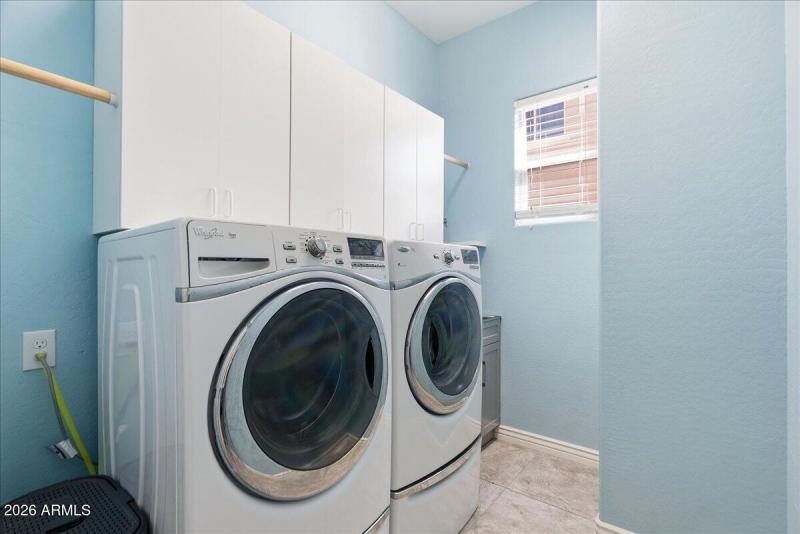 55-2486 E Lindrick Dr_RedHogMedia