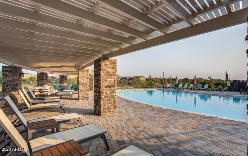 20260310052335115054000000-o