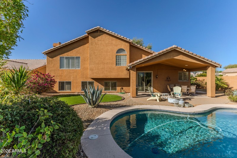 4443 E Morning Vista Ln