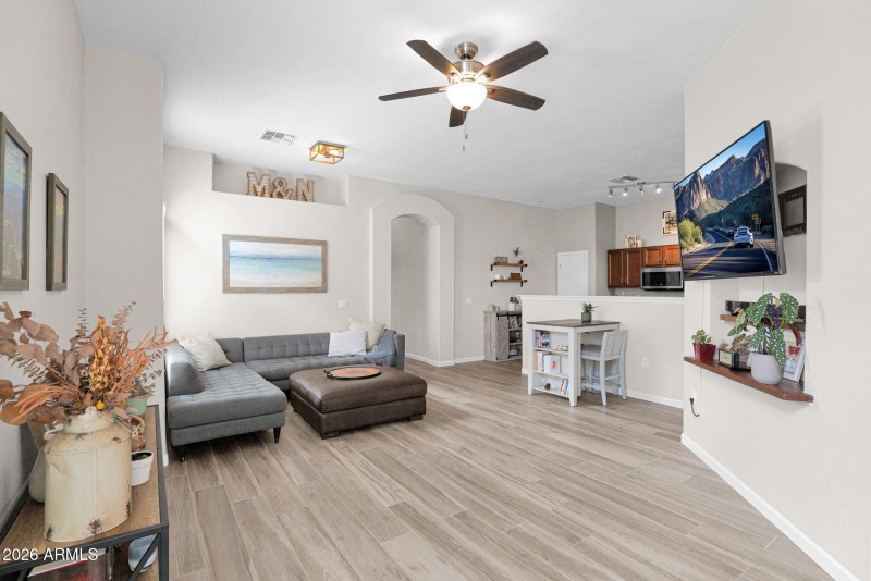 11-web-or-mls-P1558715