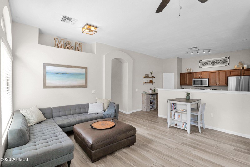 12-web-or-mls-P1558716