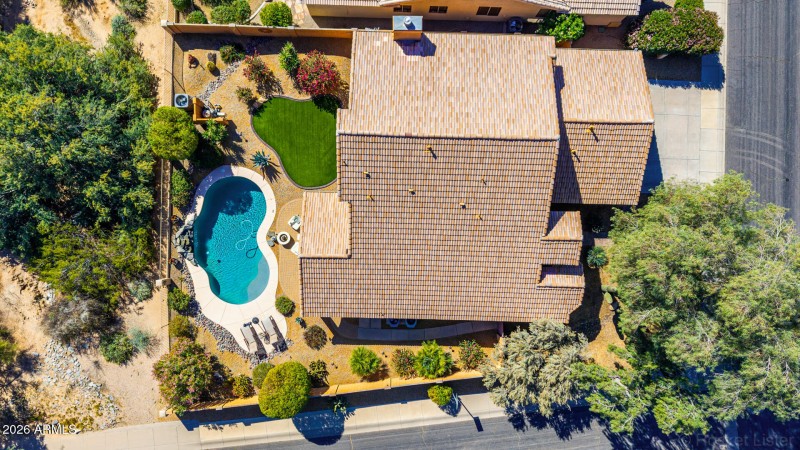 4443 E Morning Vista Ln