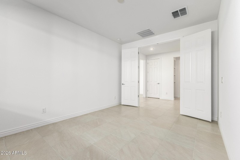 PHX_Miravida_Lot 1154_Dove_14731_Den