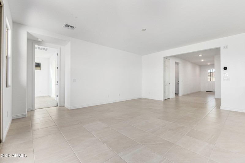 PHX_Miravida_Lot 1154_Dove_14731_Greatro