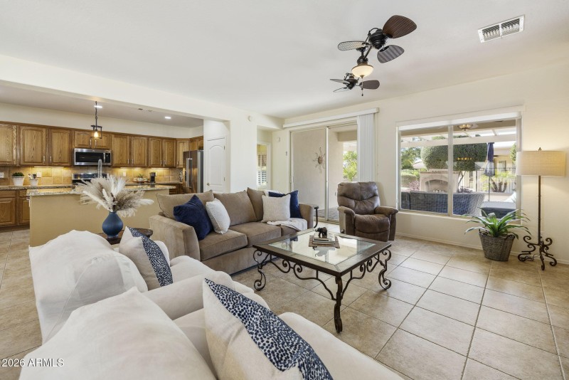 36-web-or-mls-_TM_9940