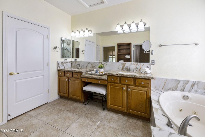 54-web-or-mls-_TM_9918