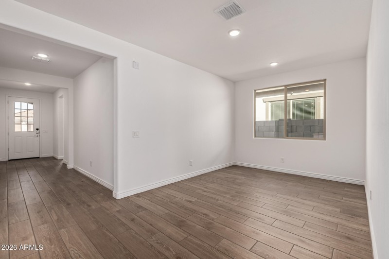 PHX_Miravida_Lot 1042_Blush_14789_Dining