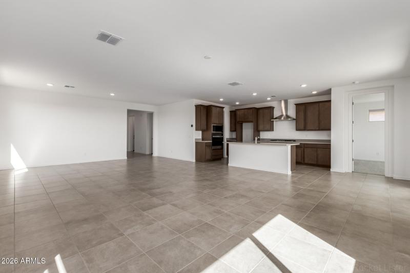 PHX_TierraVistoso_Lot 1096_Cobalt_17309_