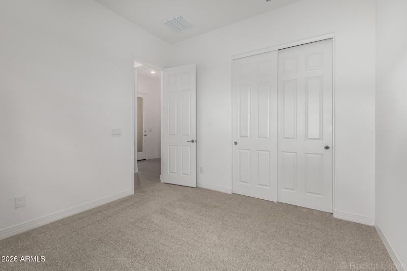 PHX_TV_Lot 2005_Currant_17408_Bed3