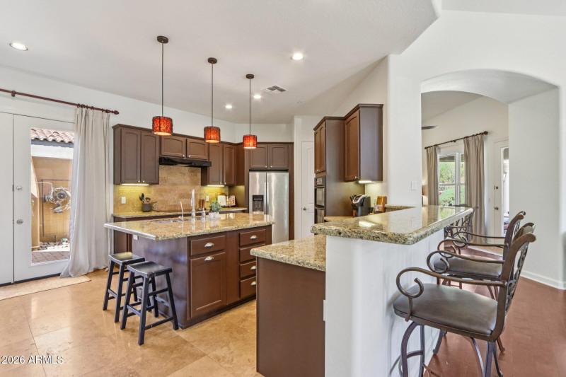 Kitchen with 2 breakfast bars