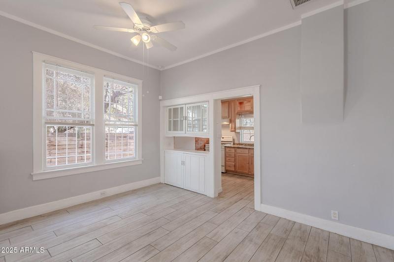 12-web-or-mls-McKinley-12