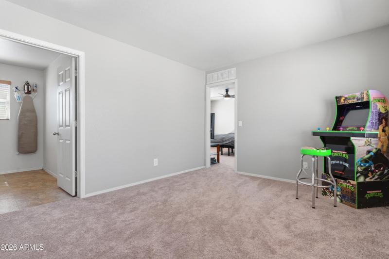 Loft_9498 N 82nd Gln