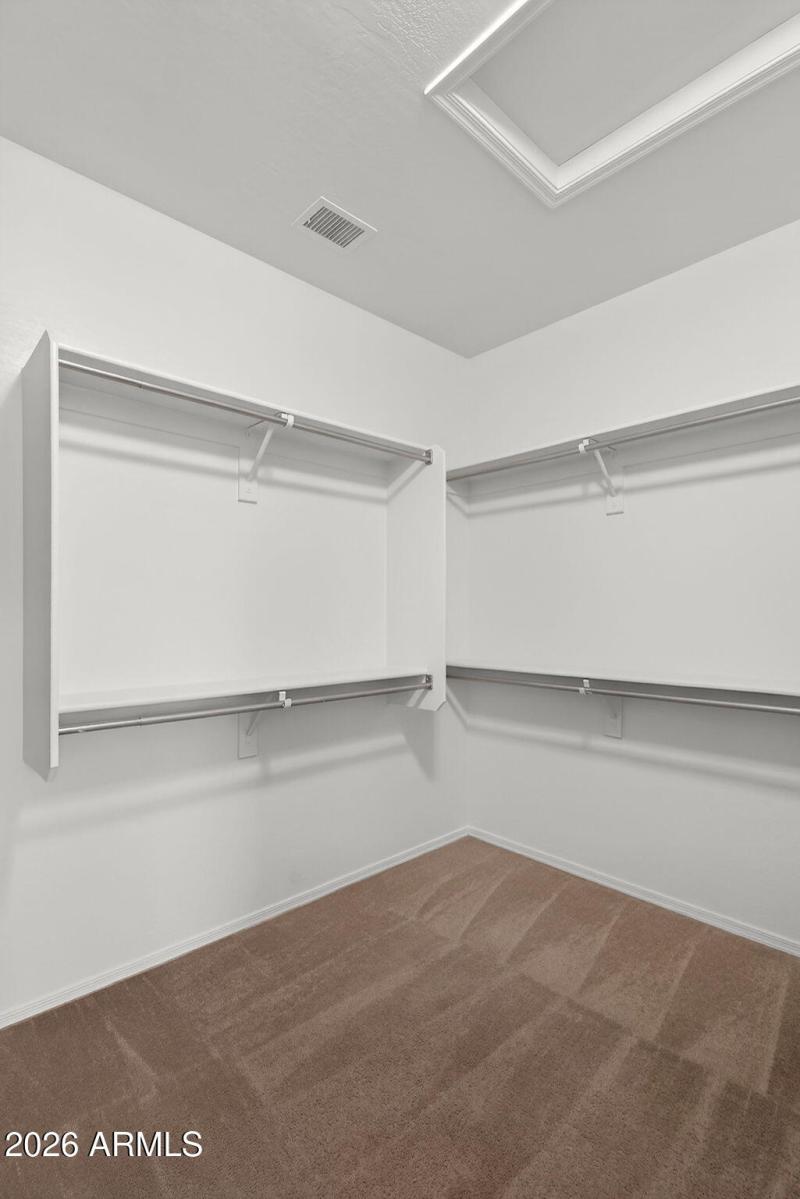 27-web-or-mls-33W Bloomfield Rd