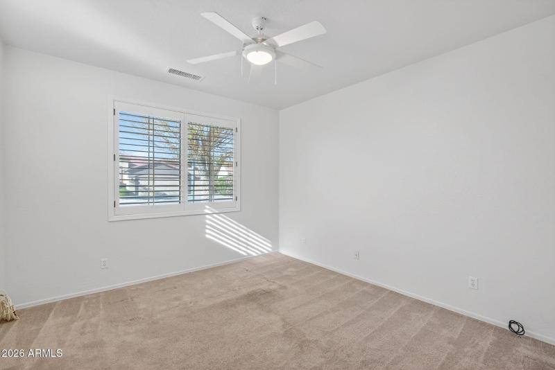 33-web-or-mls-05W Bloomfield Rd