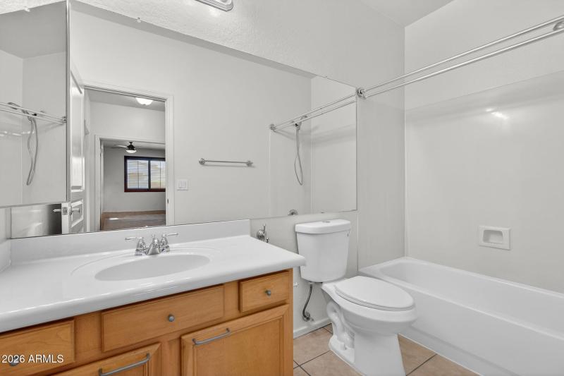 34-web-or-mls-24W Bloomfield Rd