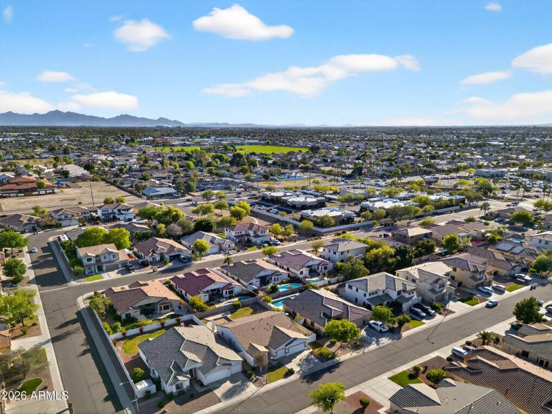 67-web-or-mls-69W Bloomfield Rd