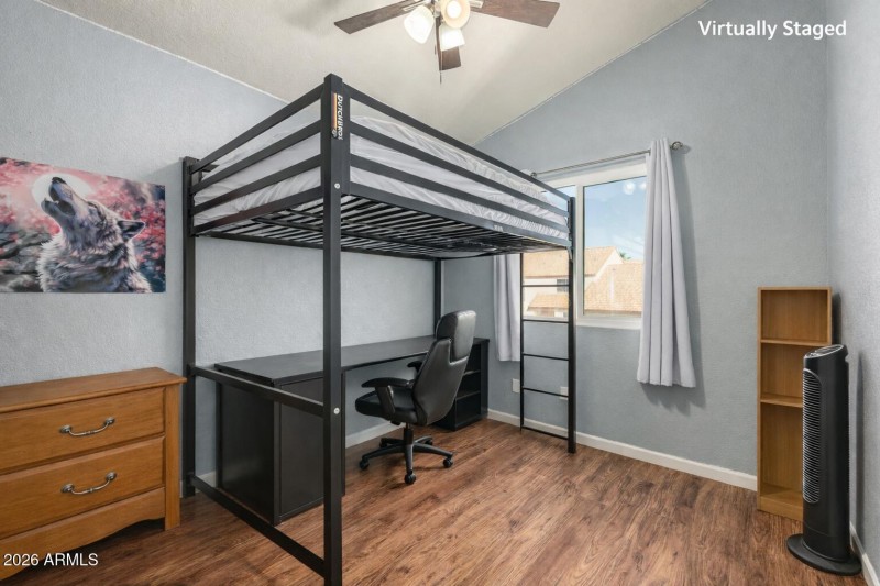 2nd bedroom virtually decluttered