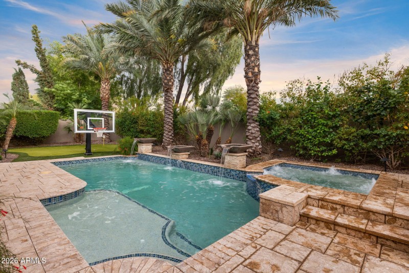 75-web-or-mls-260309-2445-W-Wildhorse-Dr