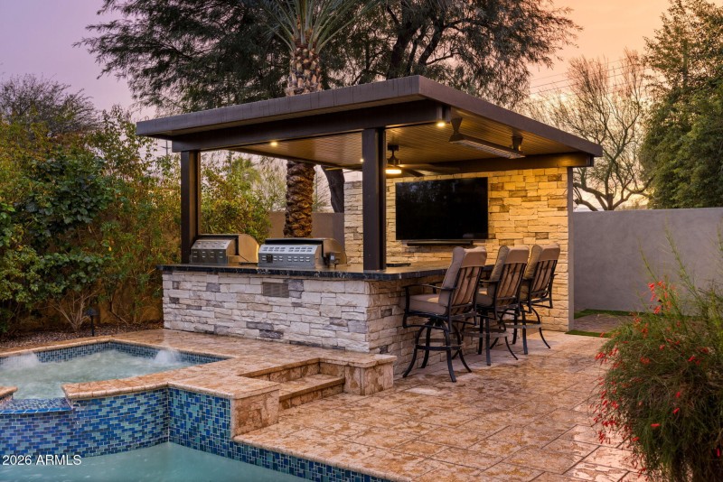 9-web-or-mls-260309-2445-W-Wildhorse-Dr-