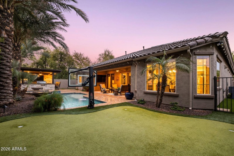 12-web-or-mls-260309-2445-W-Wildhorse-Dr