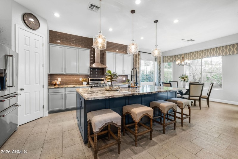 28-web-or-mls-260309-2445-W-Wildhorse-Dr