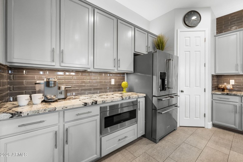 29-web-or-mls-260309-2445-W-Wildhorse-Dr