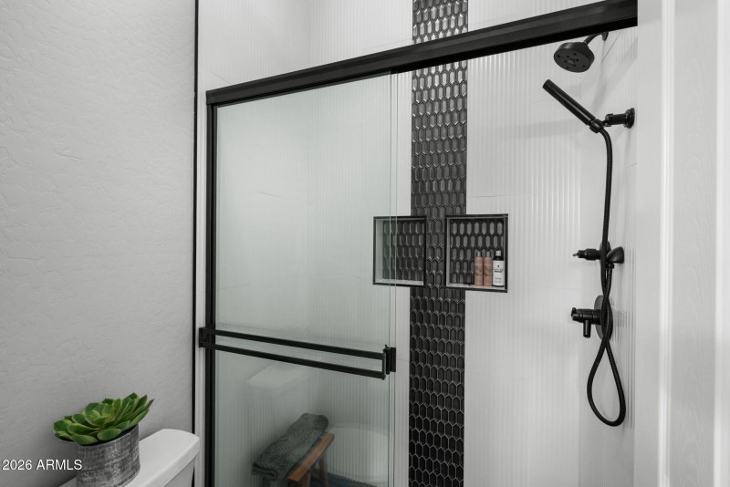 42-web-or-mls-260309-2445-W-Wildhorse-Dr