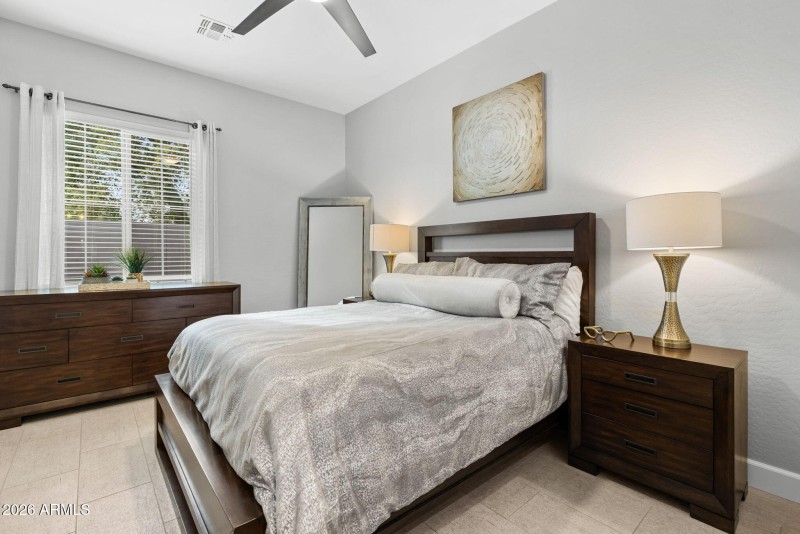 60-web-or-mls-260309-2445-W-Wildhorse-Dr