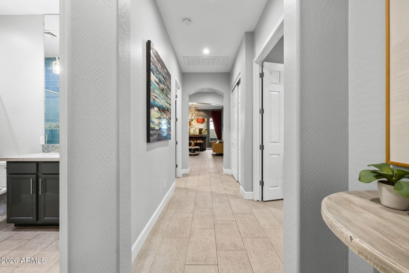 63-web-or-mls-260309-2445-W-Wildhorse-Dr