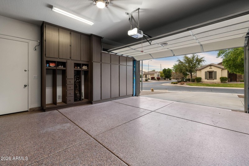 64-web-or-mls-260309-2445-W-Wildhorse-Dr