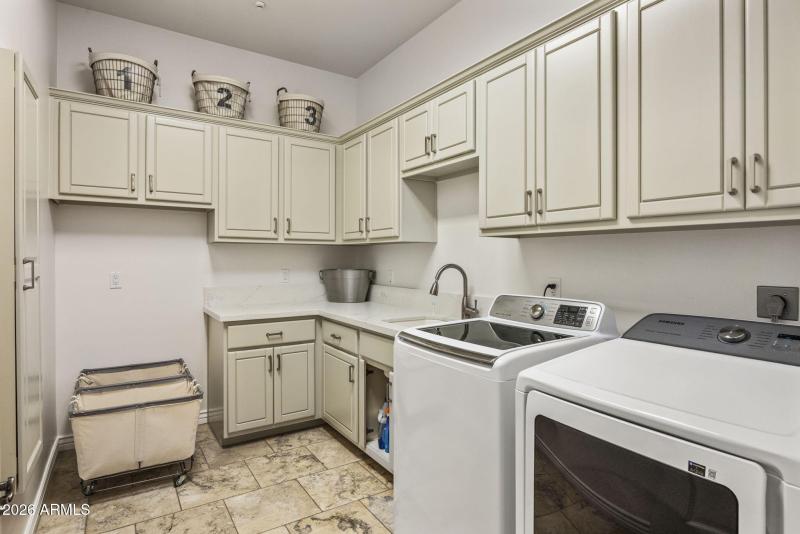 2-web-or-mls-D46A7438