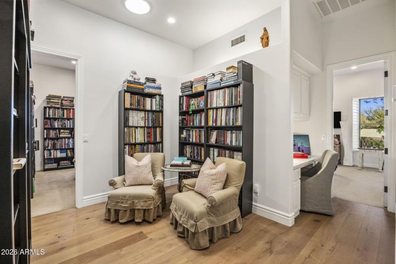 3-web-or-mls-D46A7443