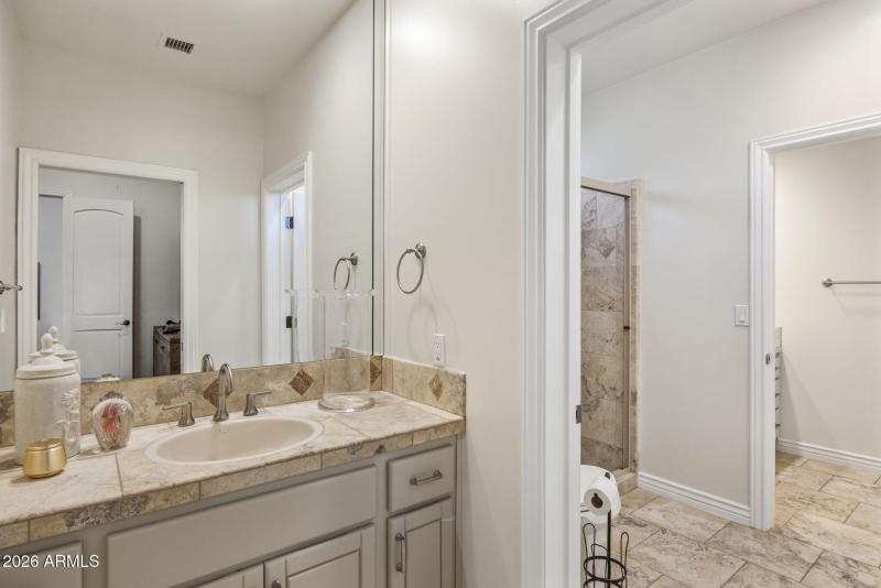 19-web-or-mls-D46A7540