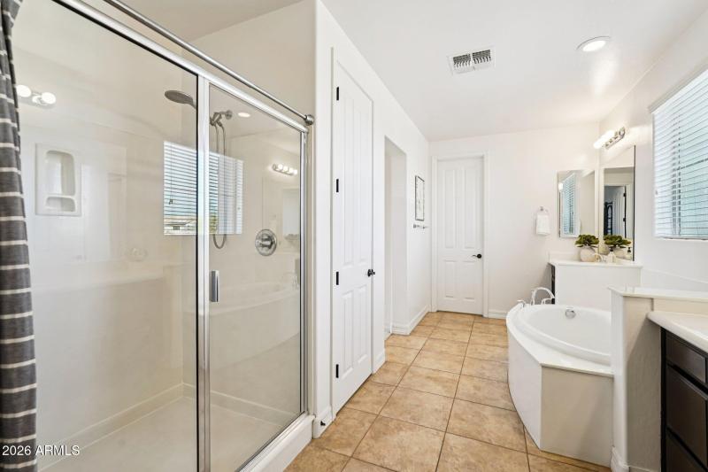 42-web-or-mls-193935 - [No address provi